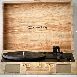 Crosley Wood Cruiser Bluetooth Record Player